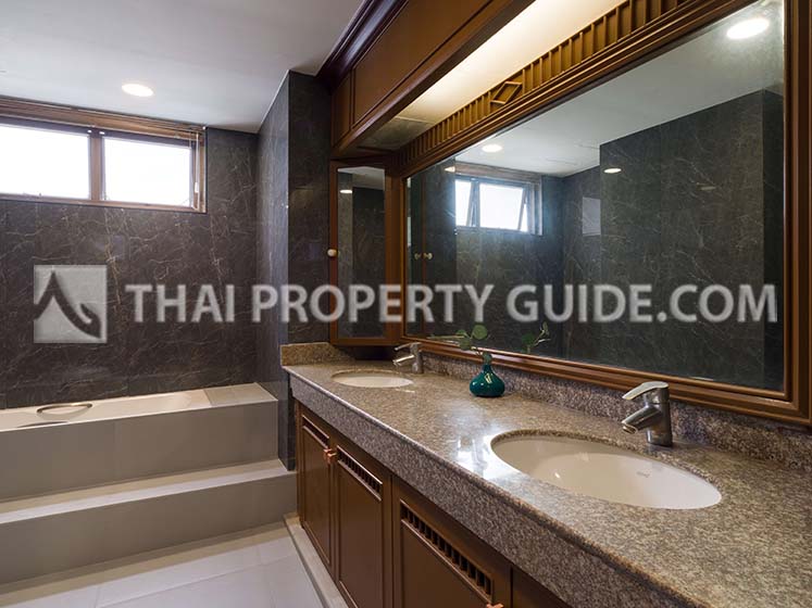 Apartment in Sukhumvit 